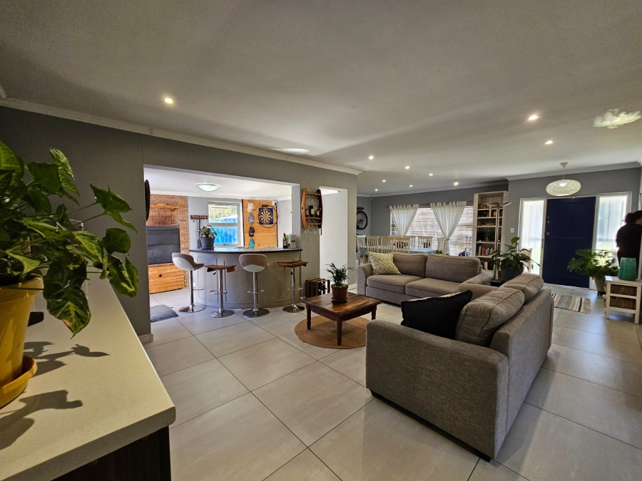 3 Bedroom Property for Sale in Ferndale Western Cape